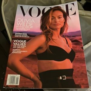 Vogue January 2022 Olivia Wilde Cover